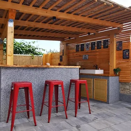 Brioni Sea,garden,poll View 2 2 80m2 Tiki Bar